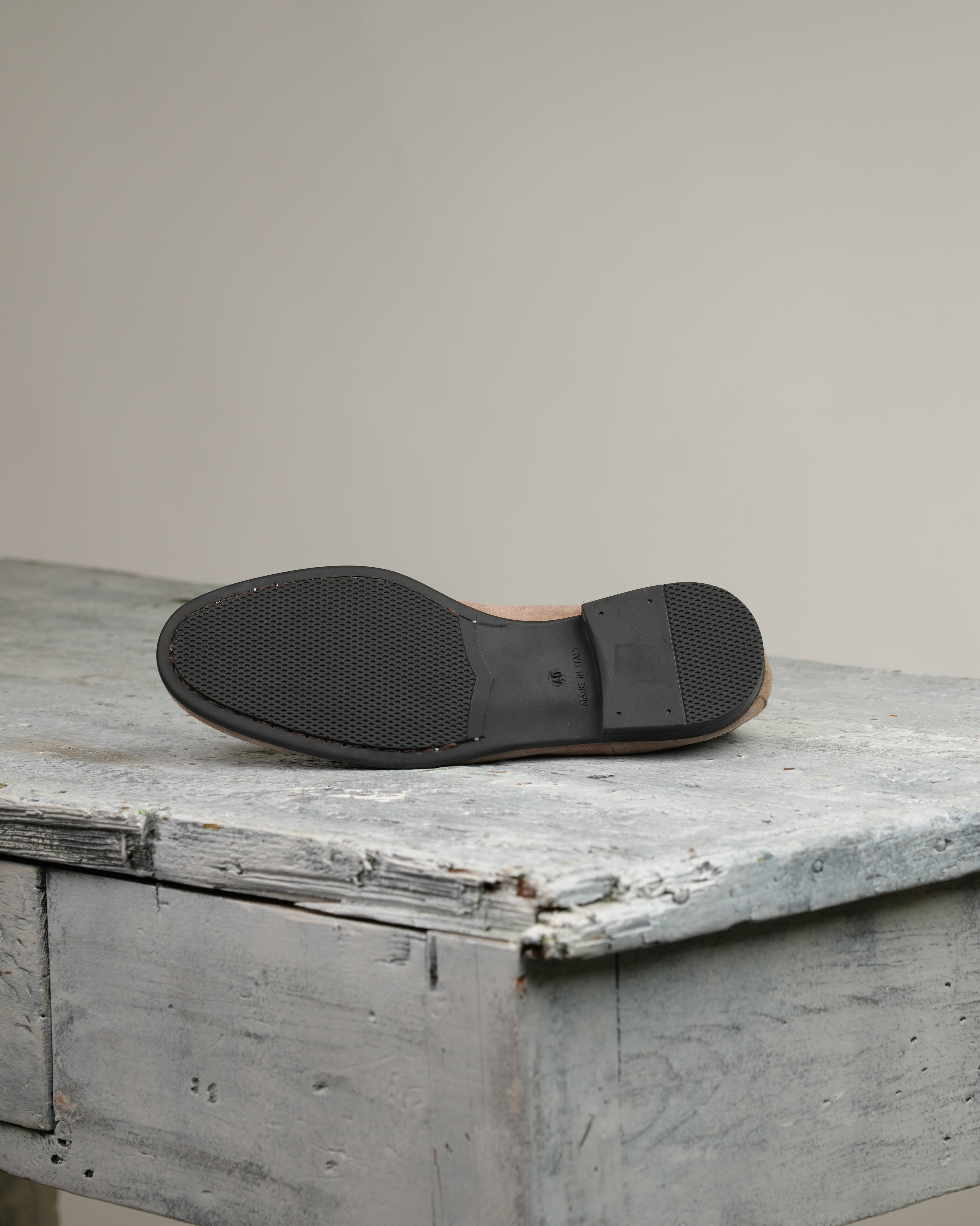 Marechiaro penny loafers in suede beige