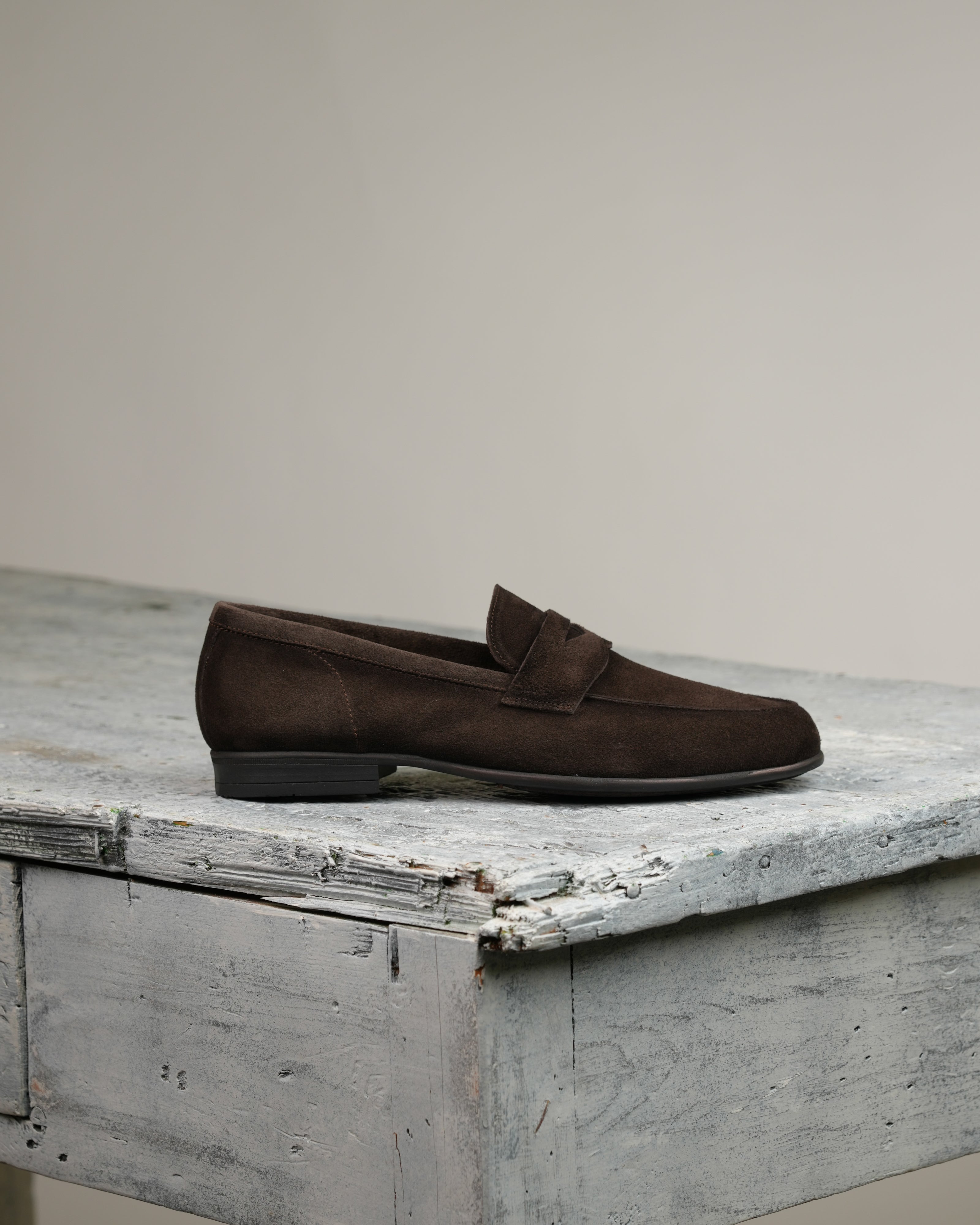 Marechiaro penny loafers in suede brown