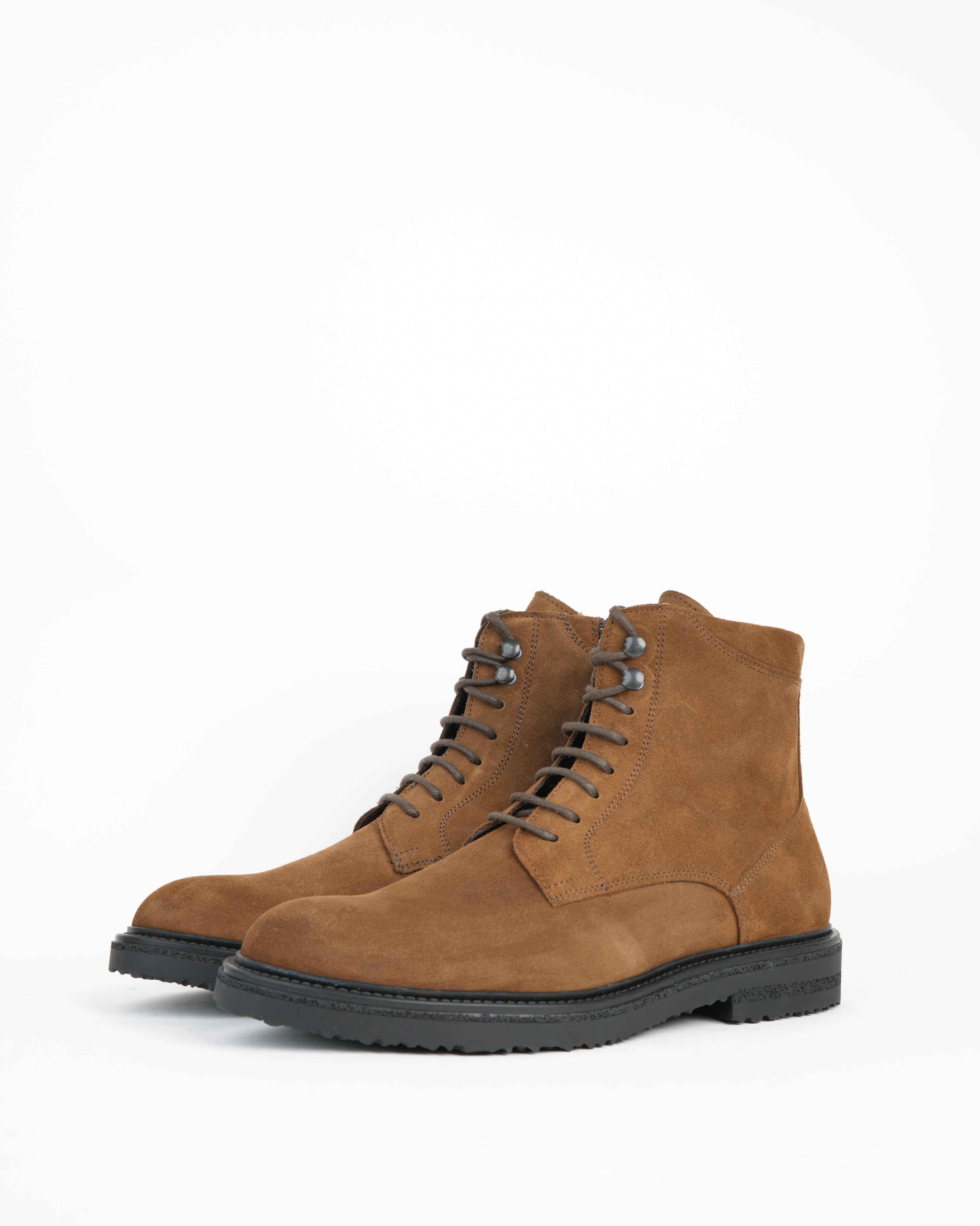 SHALAPI luxury 1.1 plain toe boots in suede leather in Camel