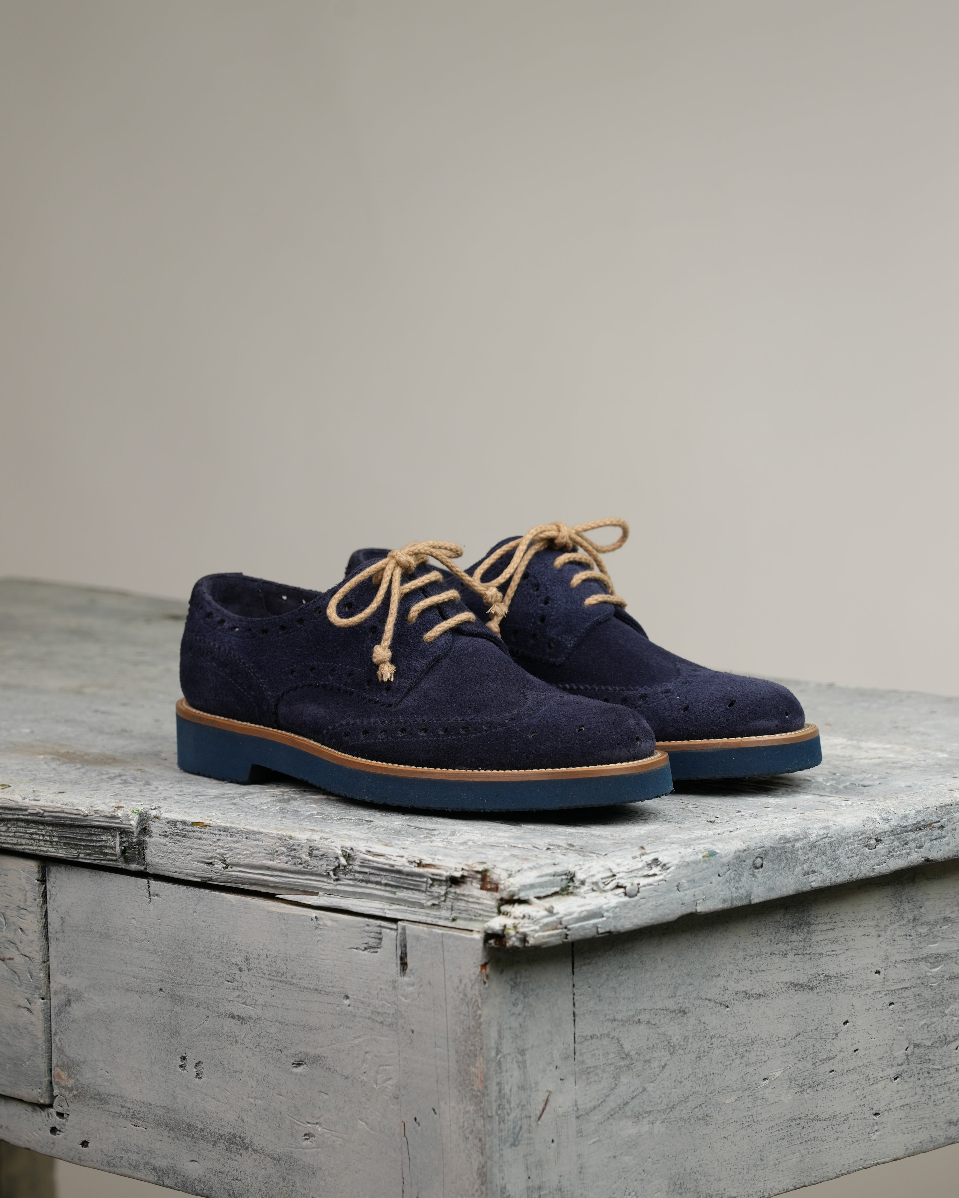 Ponente – Oxford brogue in Blue Suede