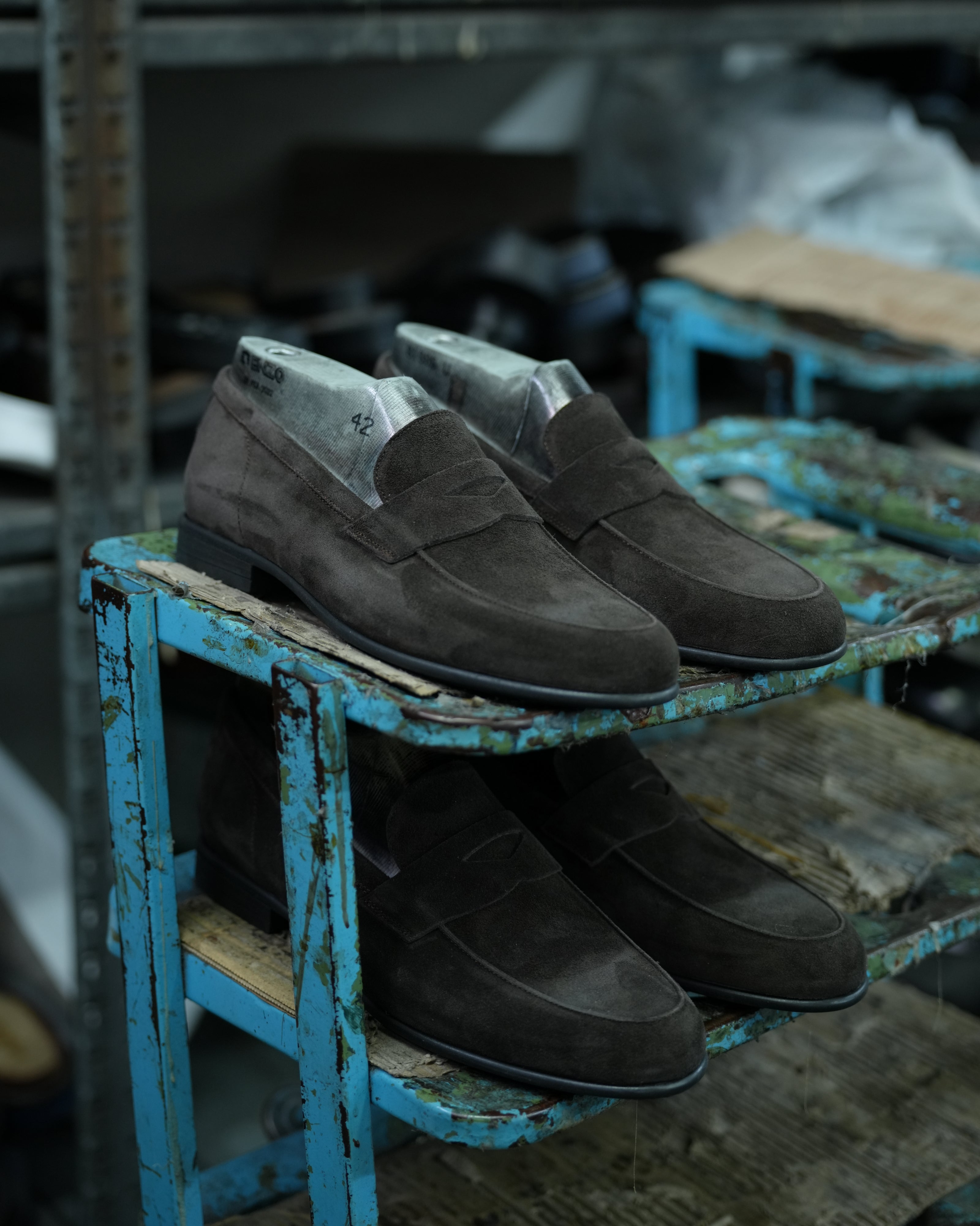 Marechiaro penny loafers in suede brown