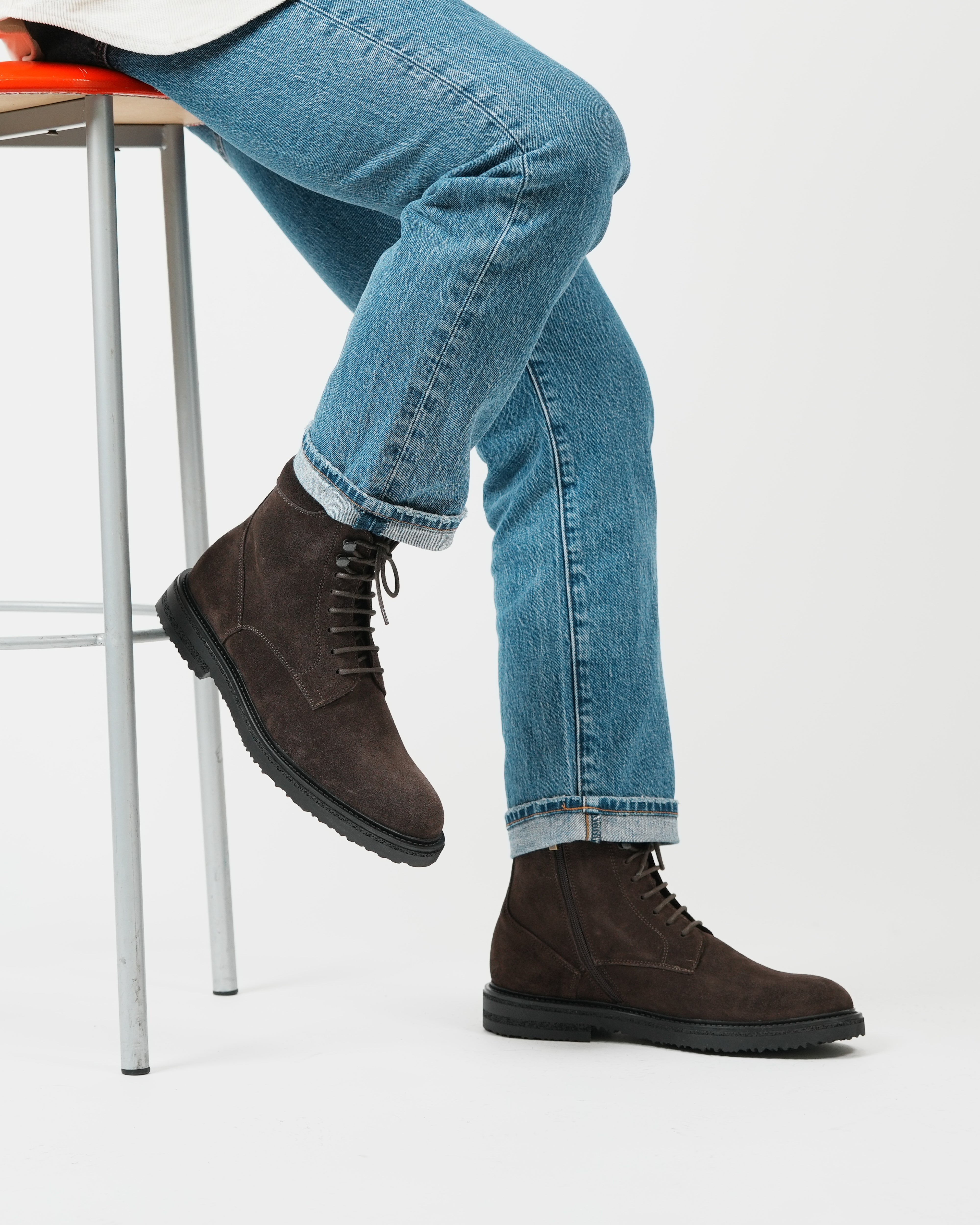 SHALAPI luxury 1.1 plain toe boots in suede leather in brown